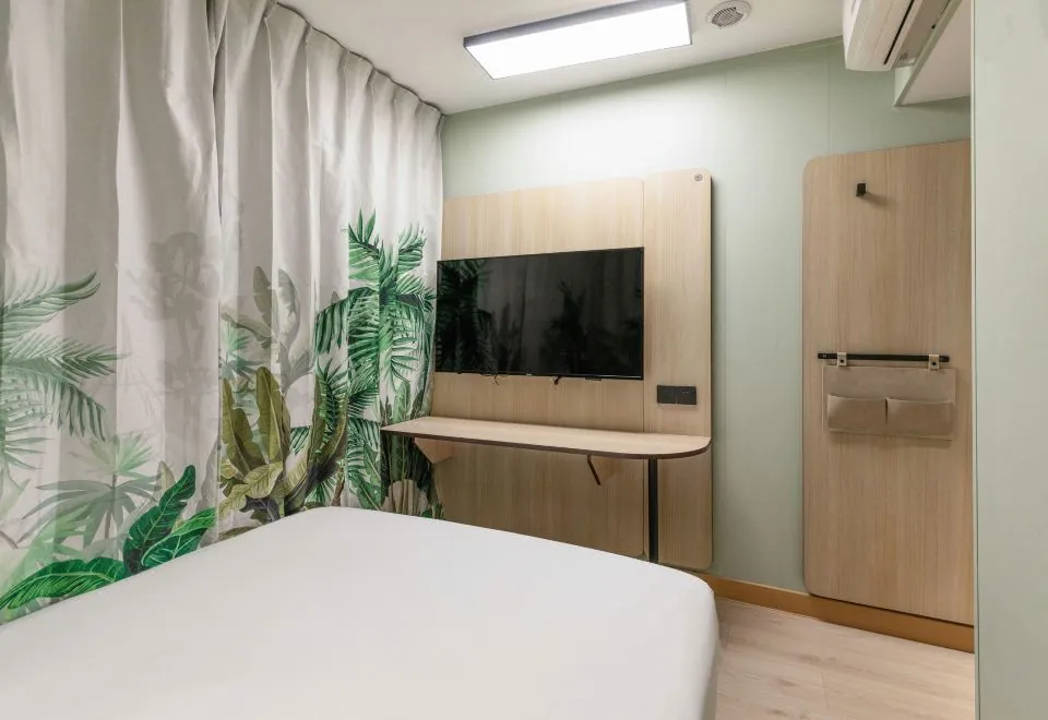 Hi Inn (Shanghai Children's Medical Center)