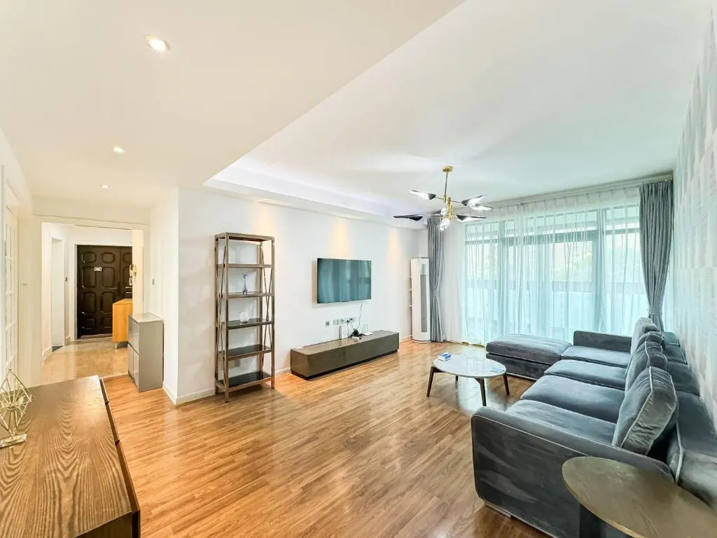 Shanghai Tyms 3Bedroom &2BathroomAPT Near Stadium
