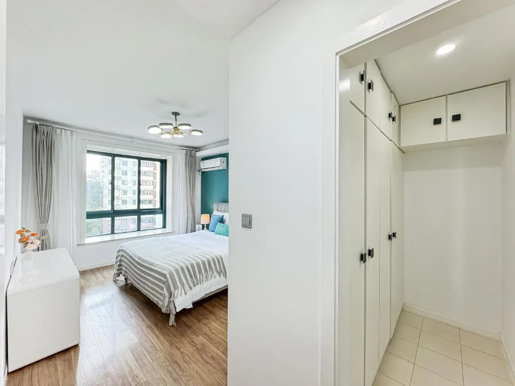 Shanghai Tyms 3Bedroom &2BathroomAPT Near Stadium