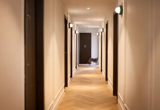 Monochrome - an Autonomous Hotel by Loginn