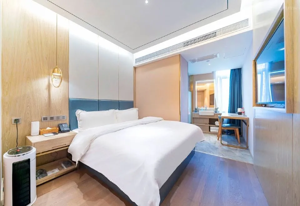 Weiting Hotel (Shanghai Zhongtan Road subway station store)