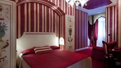 Hotel Belle Epoque
