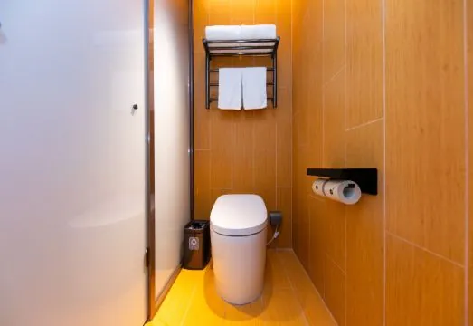 Ji Hotel(Shanghai Lujiazui Mall Road store)