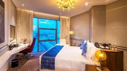 VIP Hotel