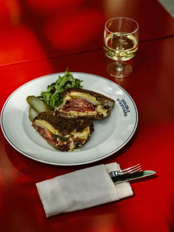 The Standard, Brussels