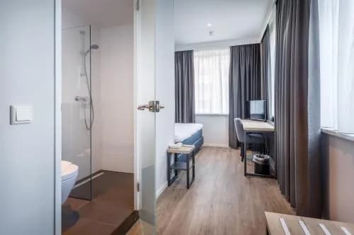 Joy Hotel