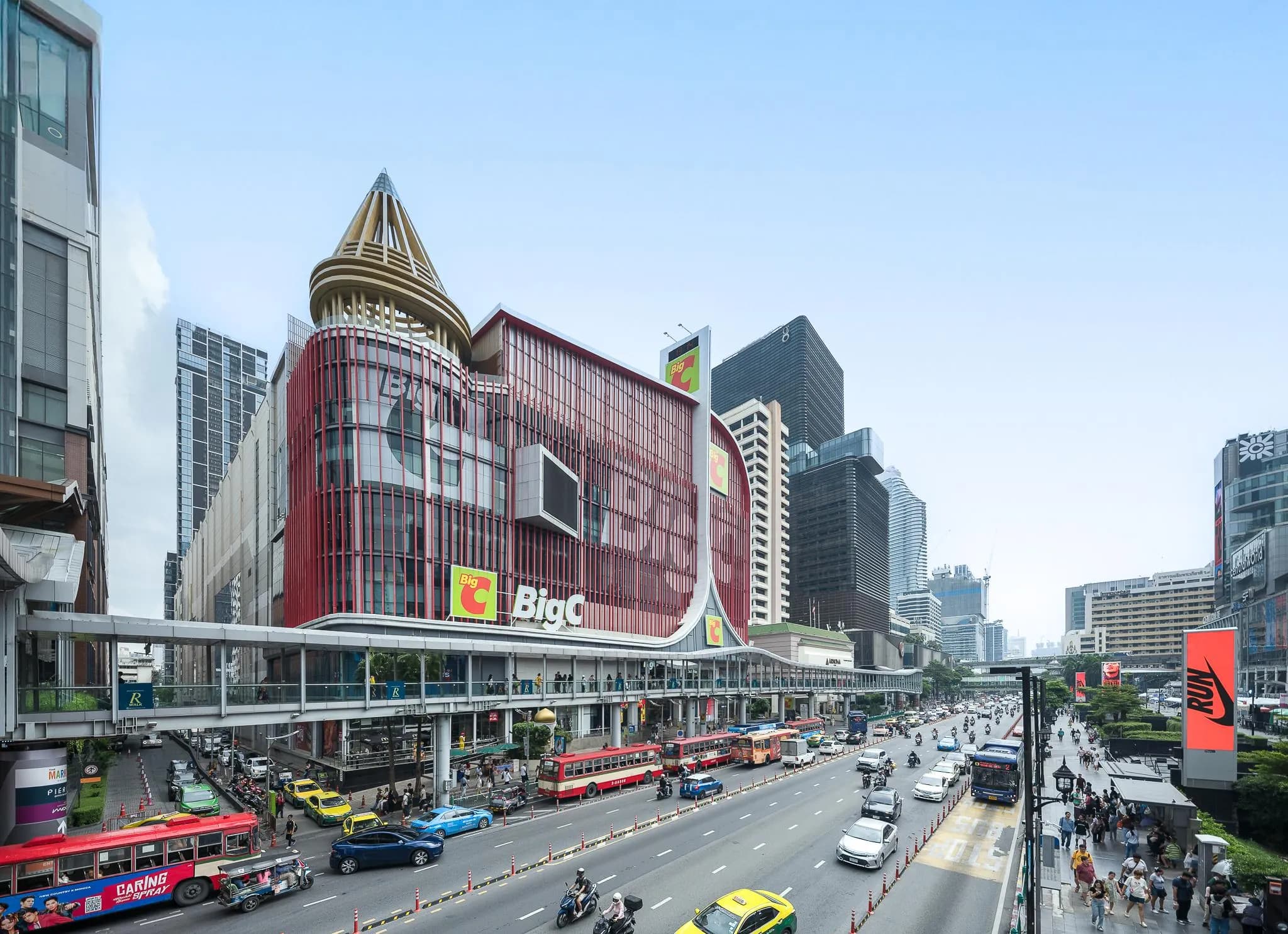 Platinum Deluxe Shopping Apartments