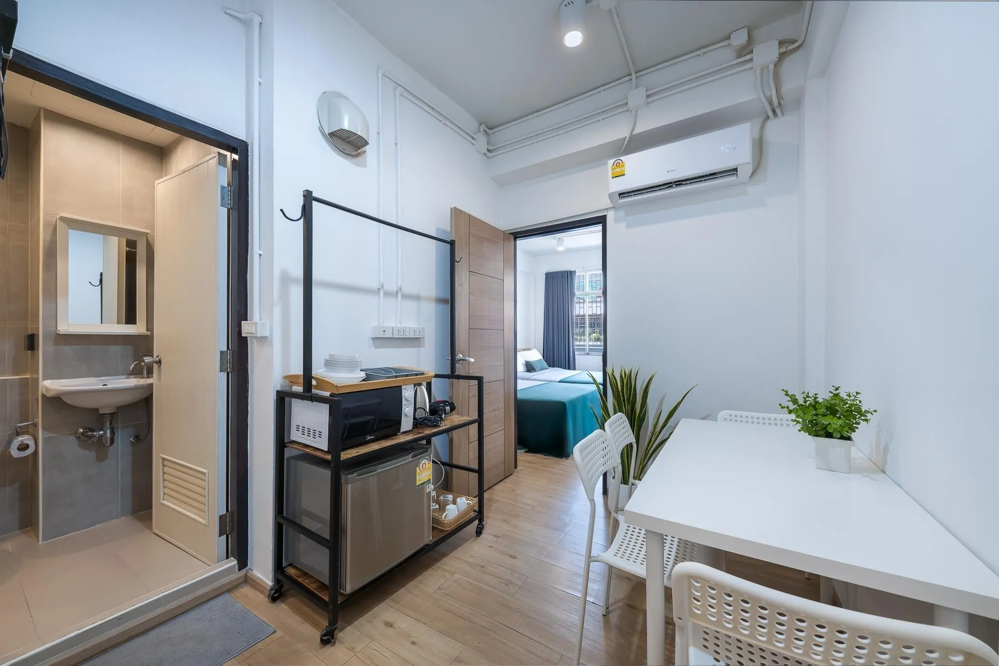 Platinum Deluxe Shopping Apartments