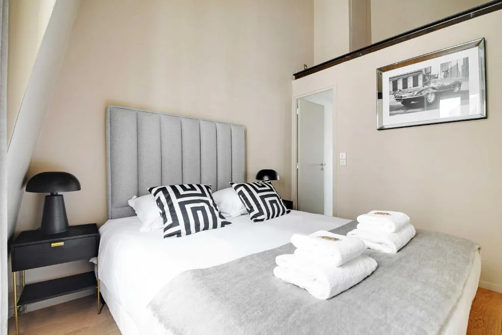 Charming 2BR/5P - Eiffel Tower - Trocadero