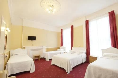 Balmoral House Hotel