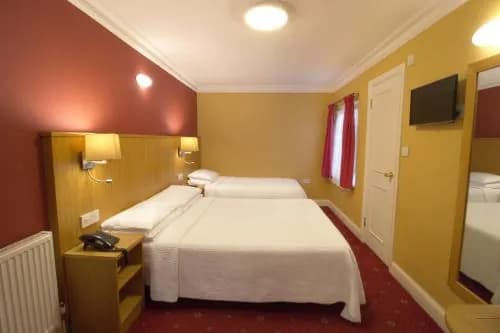 Balmoral House Hotel