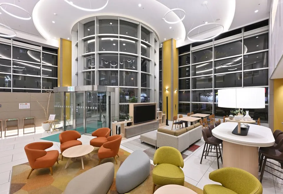 Holiday Inn & Suites Shin Osaka, an IHG hotel