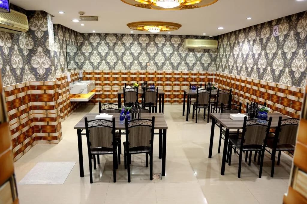 Tanha Park Hotel