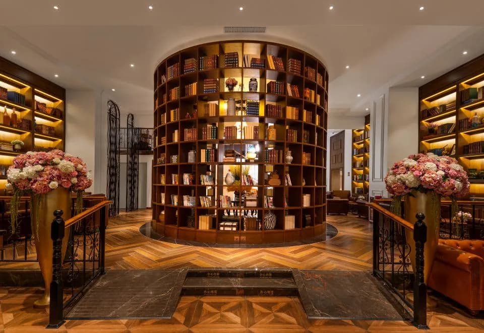 James Joyce Coffetel Hotel (Guangzhou Beijing Road Metro Station Pedestrian Street)