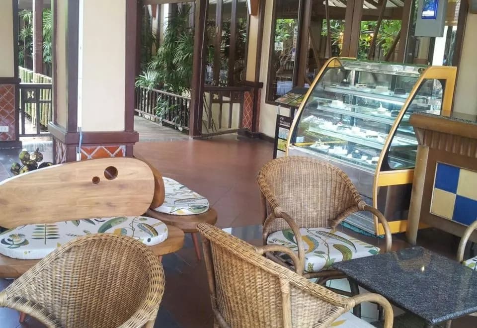 Botany Beach Resort
