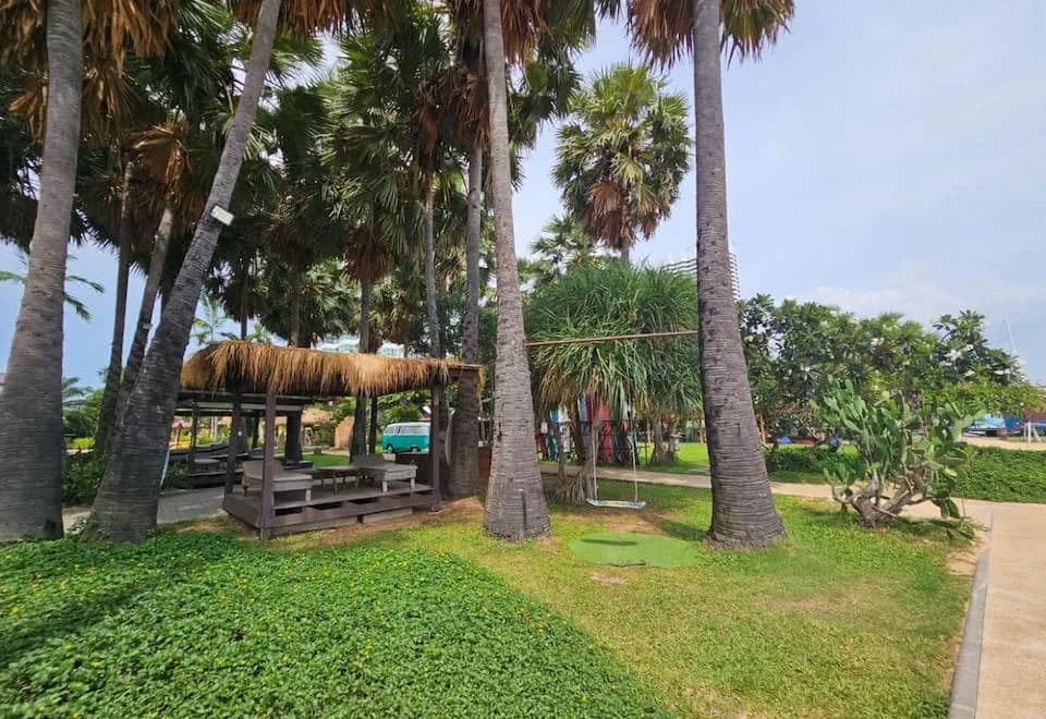 Botany Beach Resort