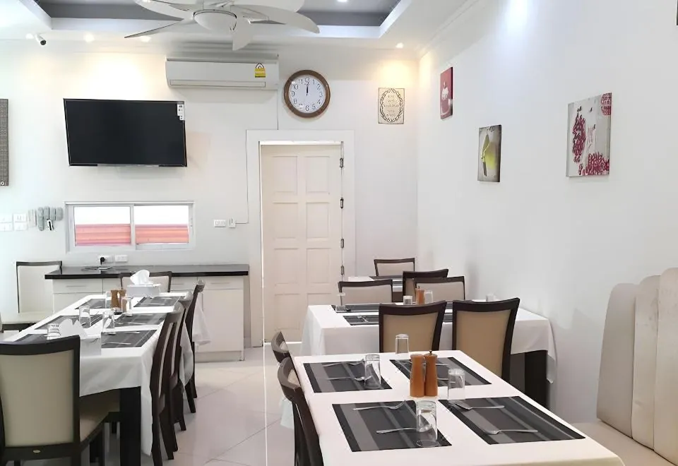 Vtsix Condo Rentals at View Talay 6 Pattaya
