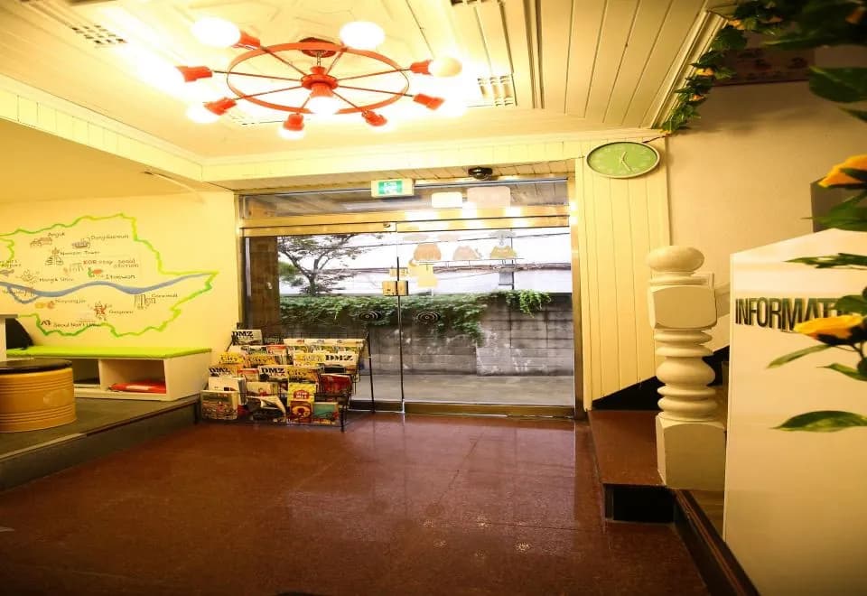 Korstay Guesthouse Seoul Station