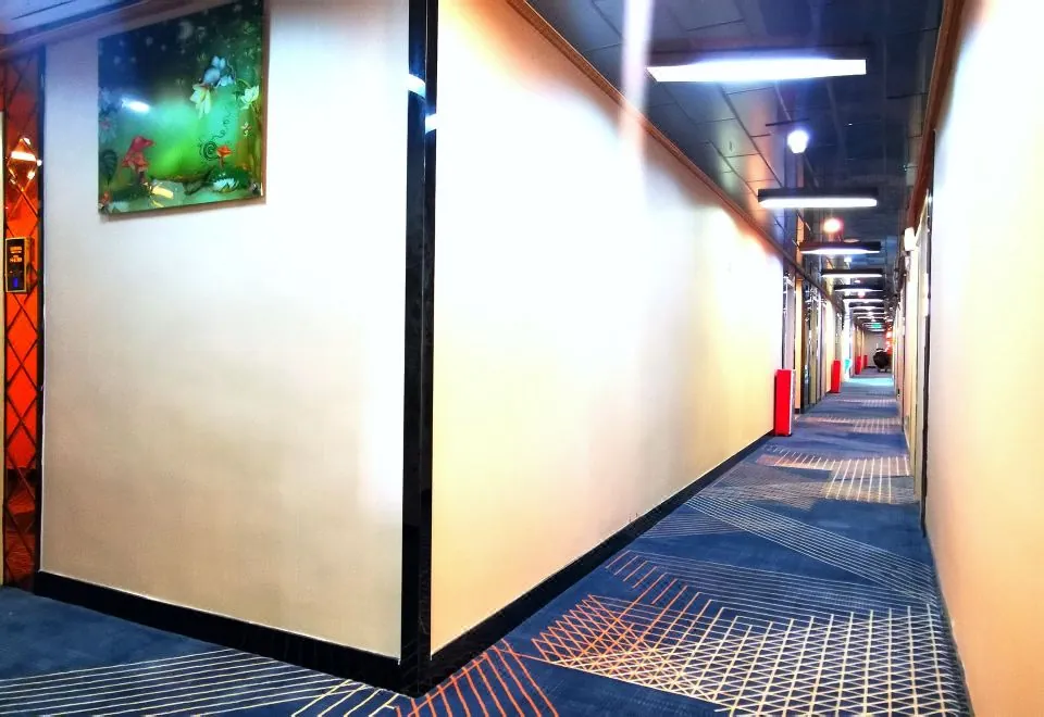 Cheng'ai Business Hotel (Provincial People's Hospital Zhonghua Square Branch)