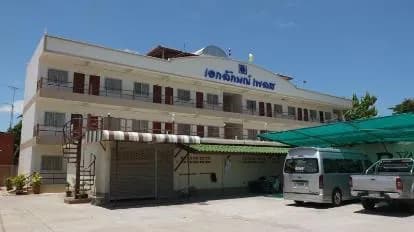 Ekaluk Place and Resort