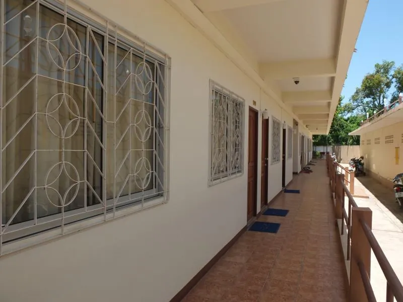 Ekaluk Place and Resort