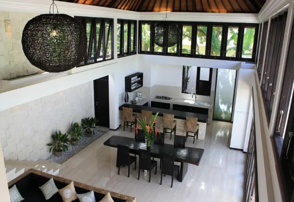 Artemis Villa Hotel