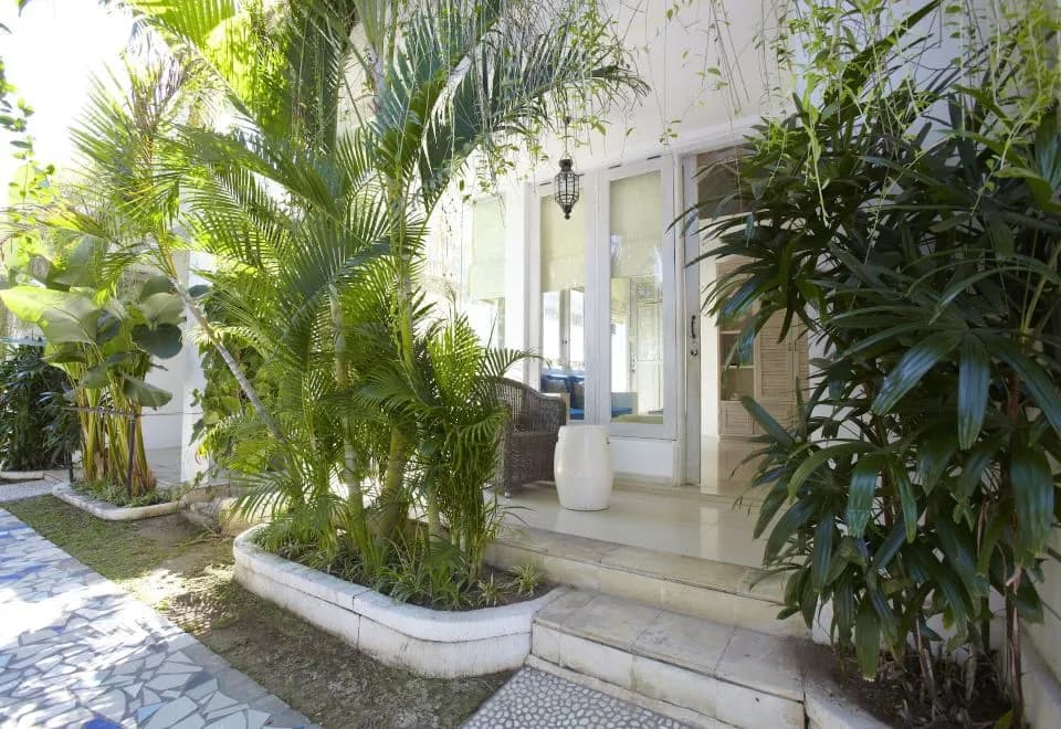 Artemis Villa Hotel