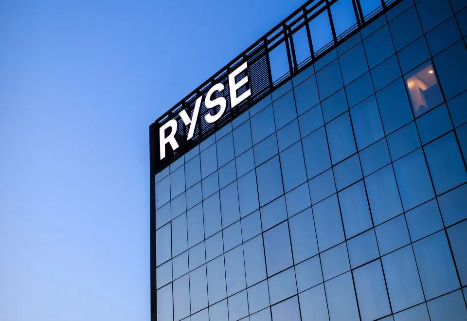 RYSE, Autograph Collection
