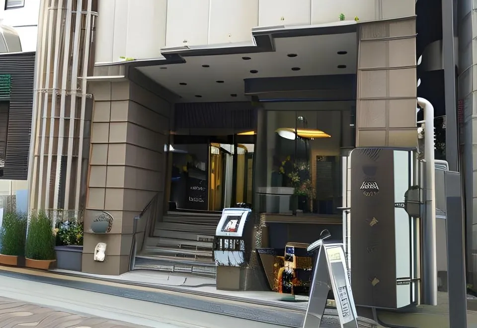 Ueno Terminal Hotel