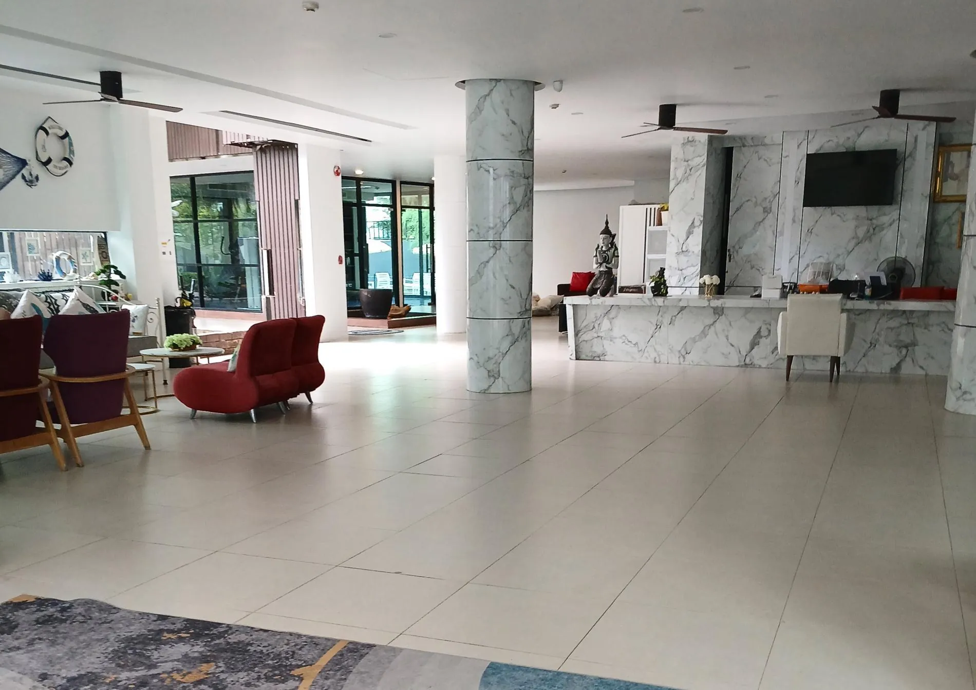 Kris 2304 - Partial sea view studio in BangTao
