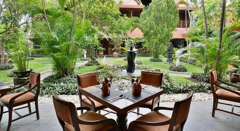 Puri Artha Hotel