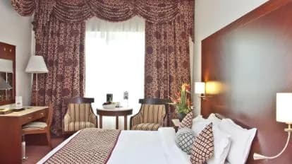 Regent Palace Hotel