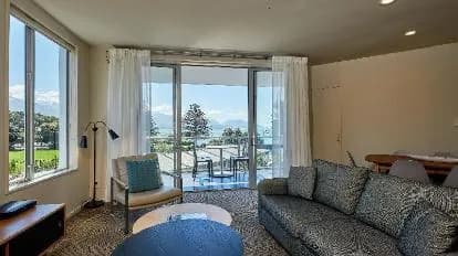 Waves by Kaikoura Holiday Home
