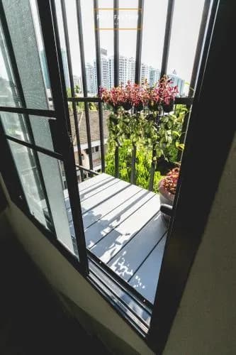 Post Factory Bed & Breakfast Sathorn Hostel - Adults Only