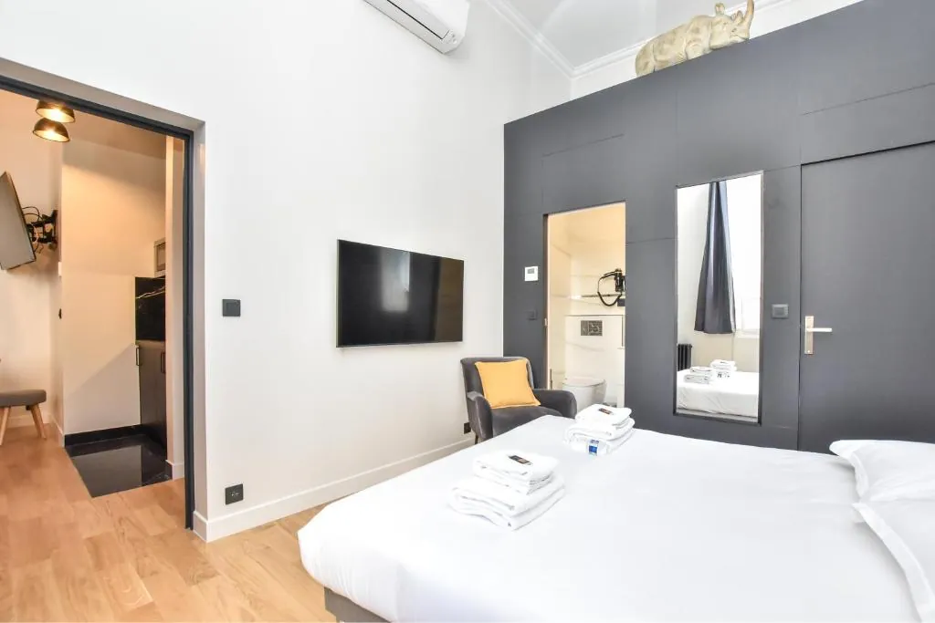 Comfortable apartment - 2BR/7P - Arc de Triomphe