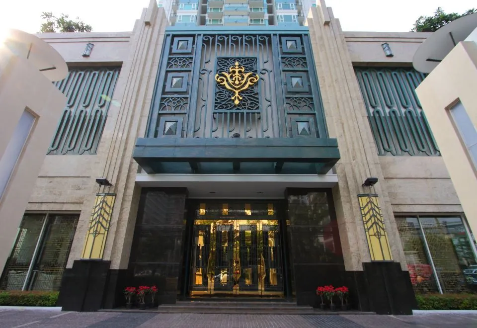 Ivy Thonglor 55