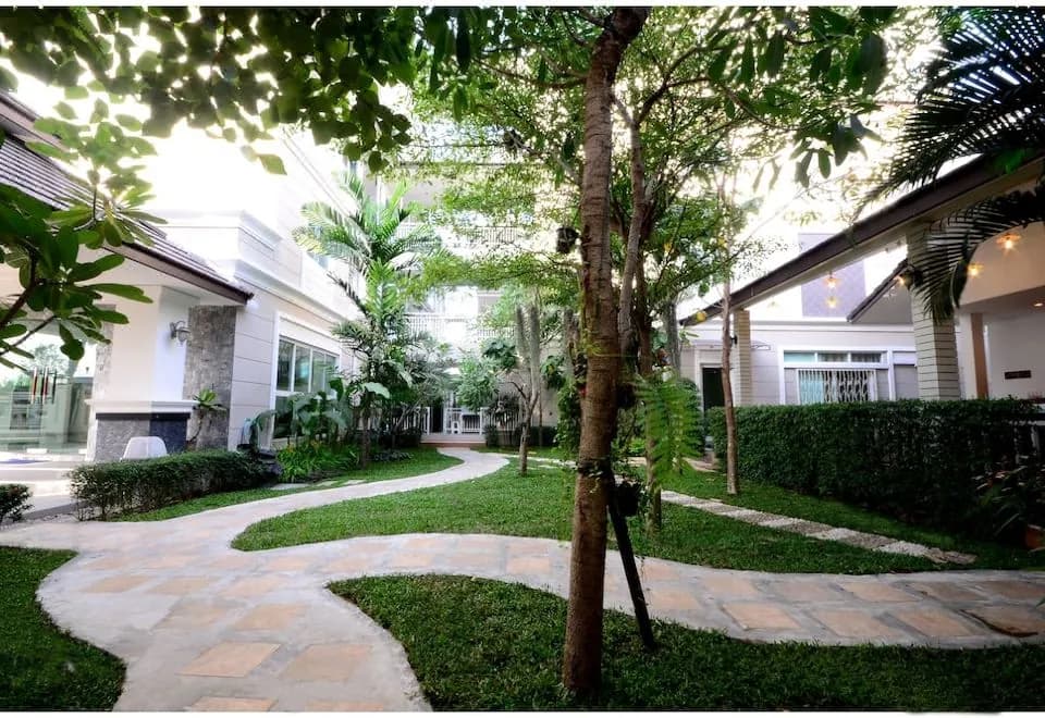 At Residence Suvarnabhumi Hotel