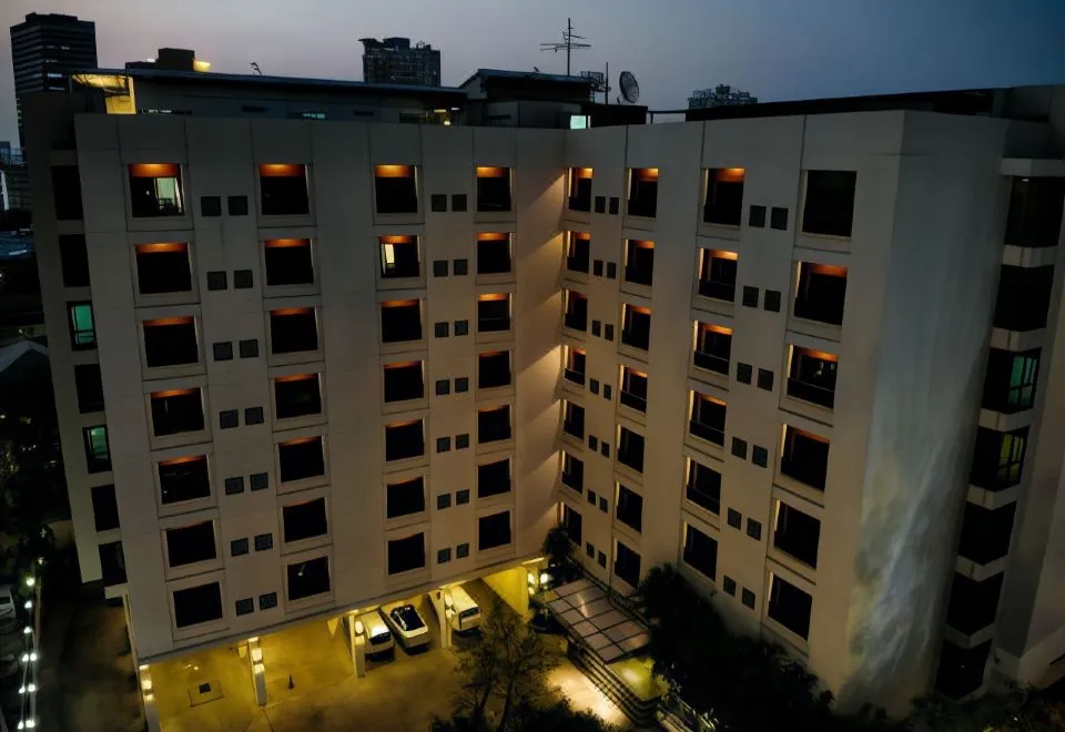 Atrium Boutique Hotel