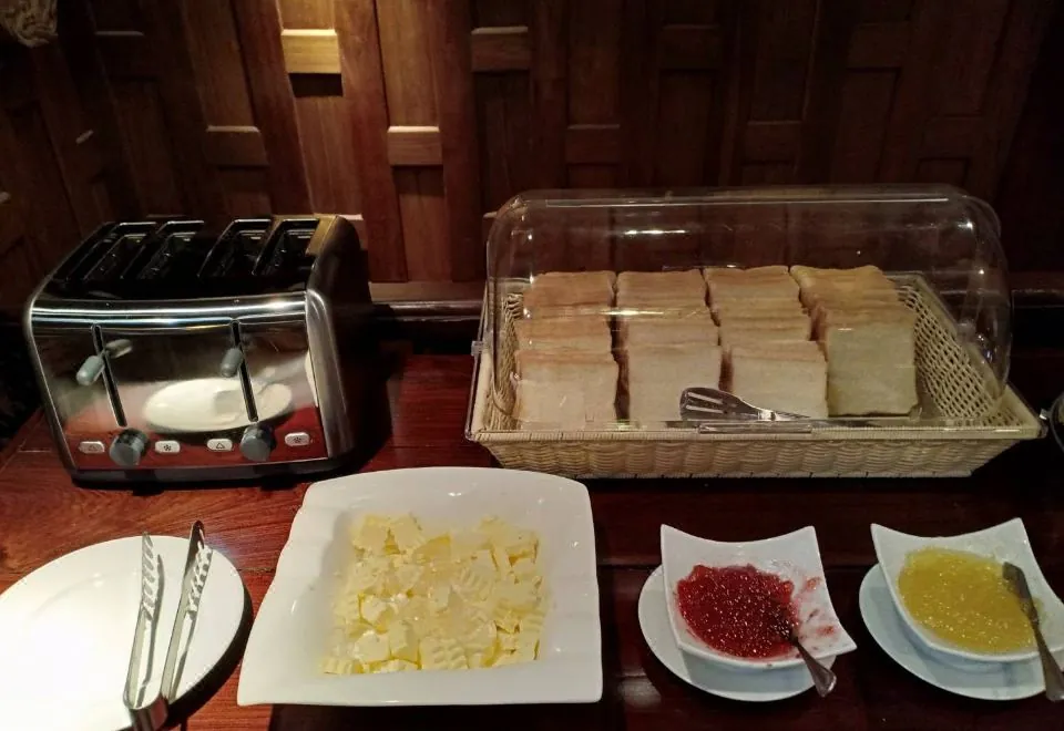 Chang Siam Inn