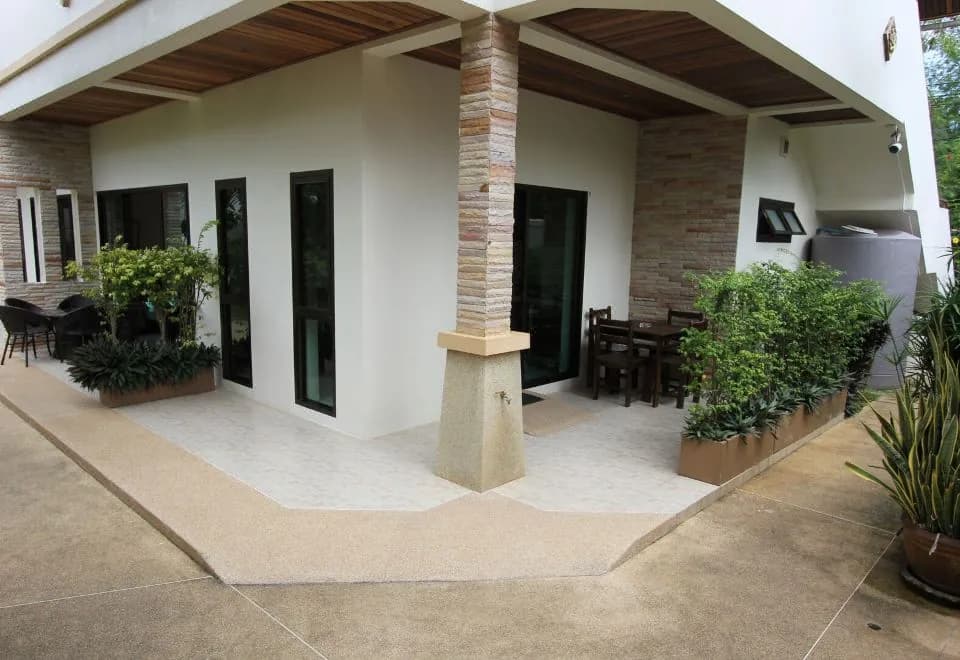 Babylon Pool Villas