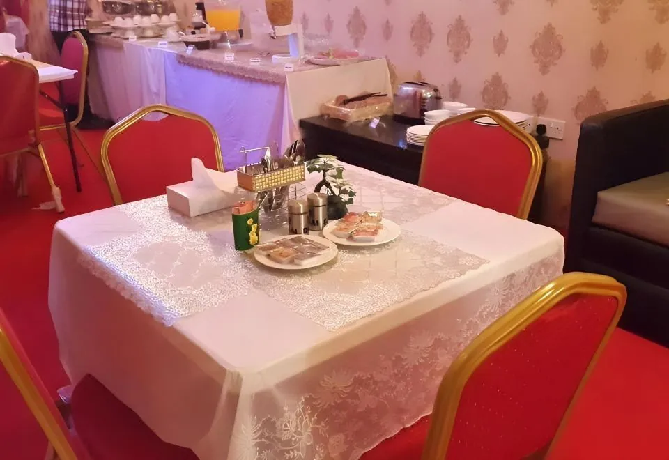 Al Raien Hotel Apartment