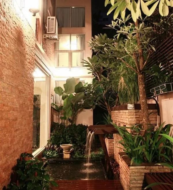 Mirth Sathorn Hotel