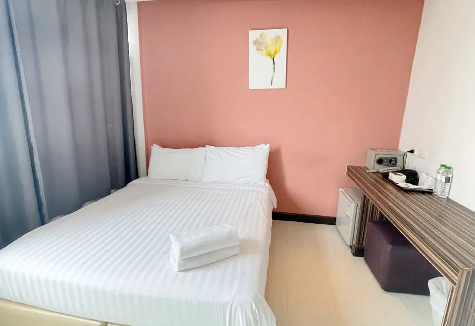 Nantra Ekamai Hotel