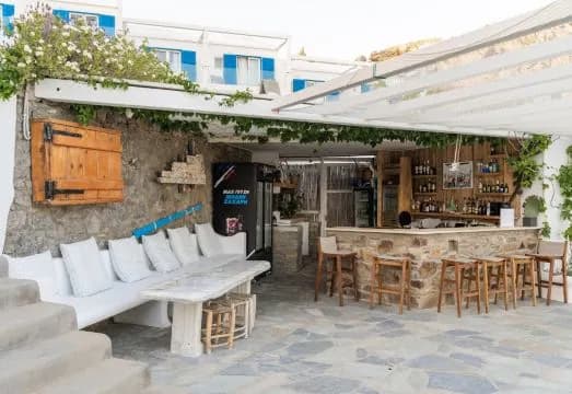 Rhenia Hotel