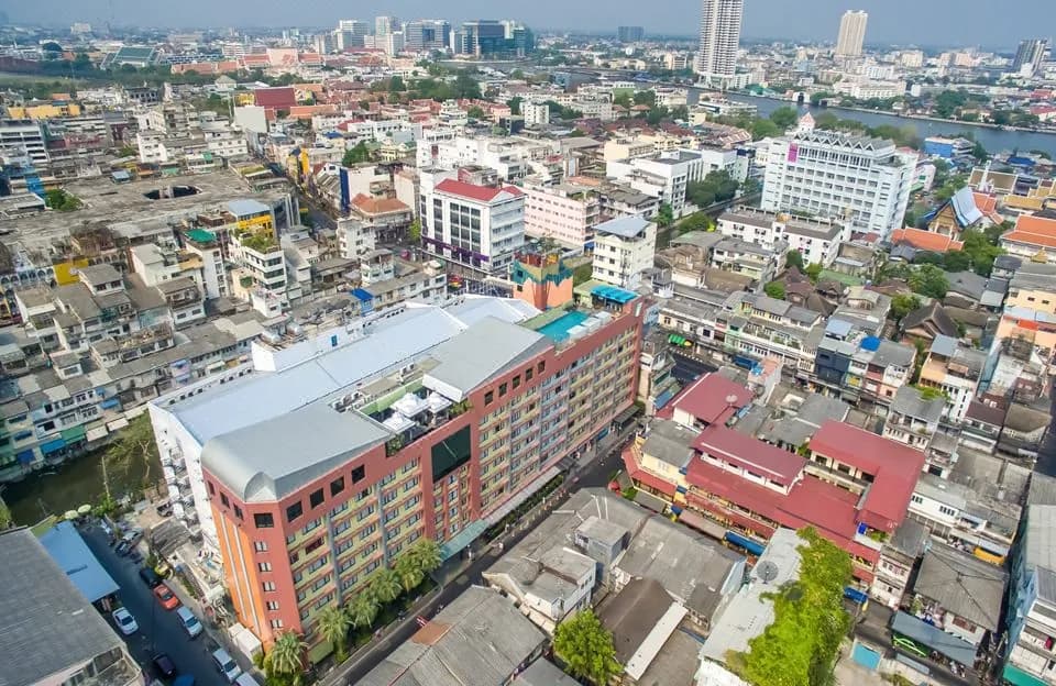 Nouvo City Hotel