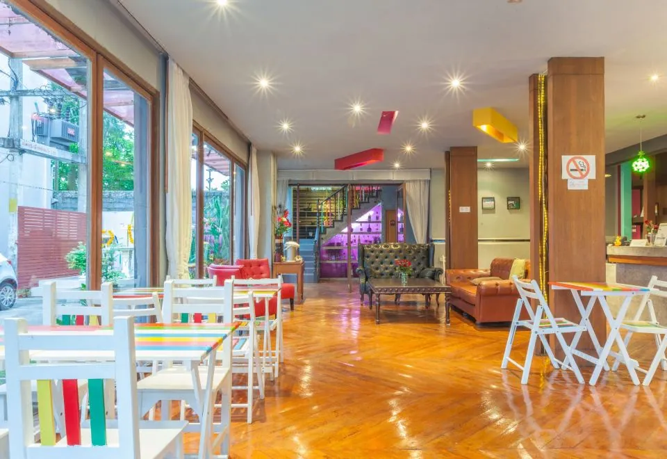 OYO 292 the Oddy Hip Hotel Phuket