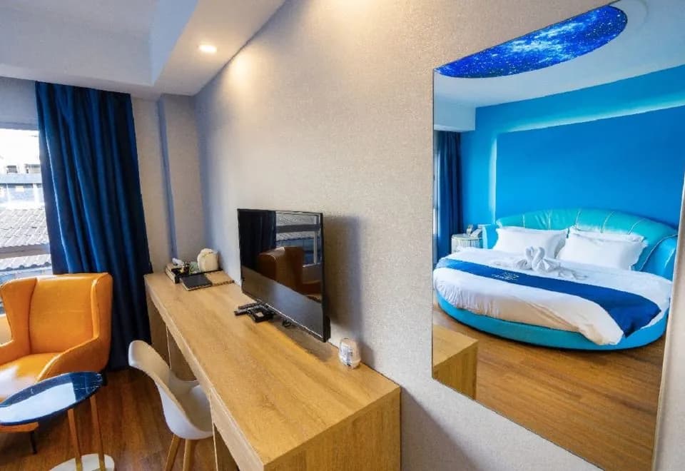 Sapphire Hotel