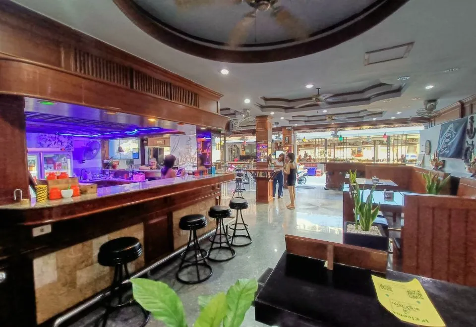 Black Pearl Patong Beach