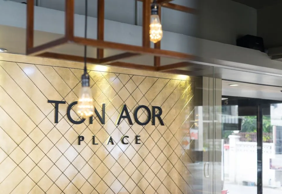 Ton Aor Place Hotel