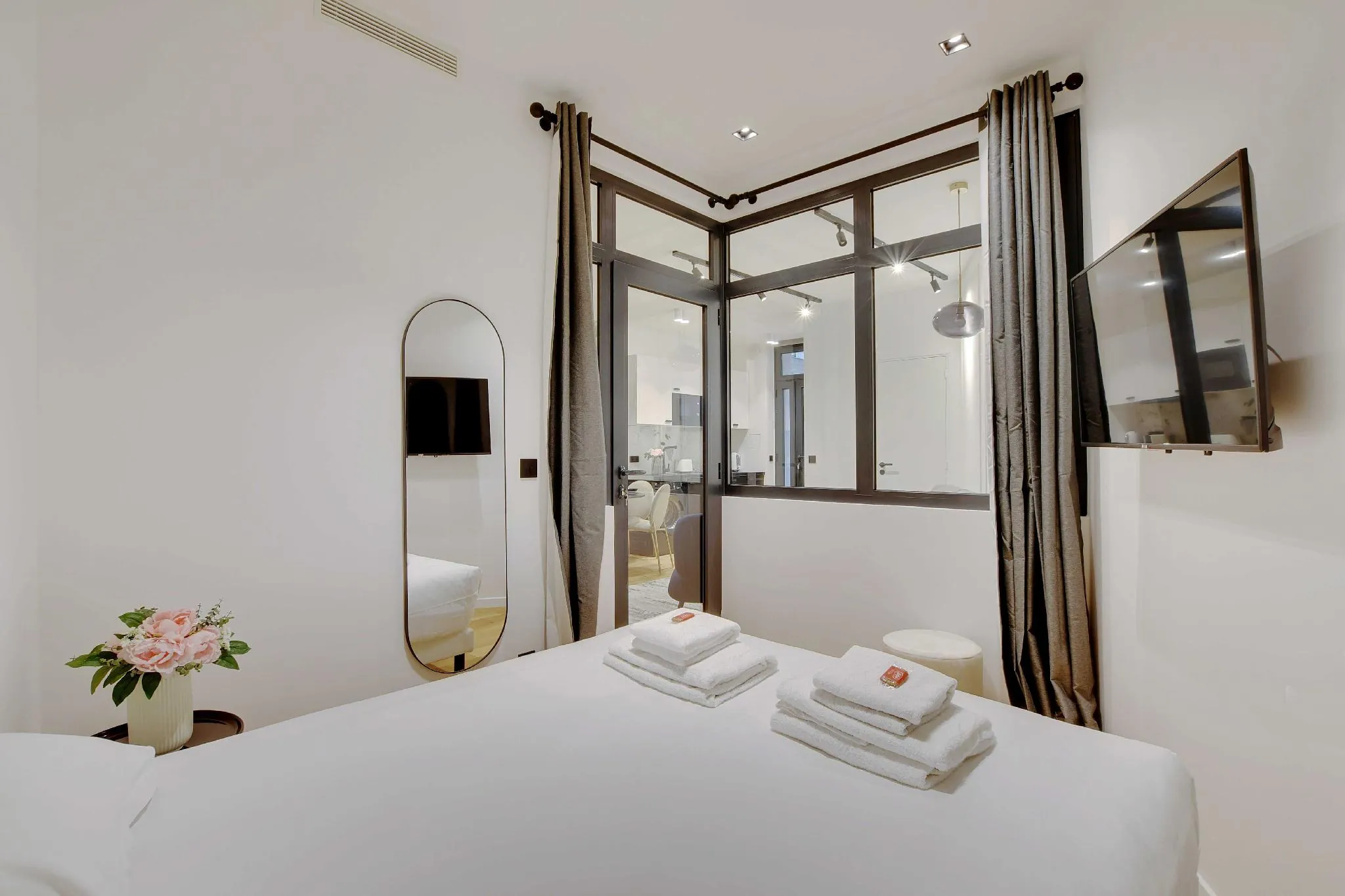 Sublime apartment - 2BR/6P - Rue des Martyrs - Op